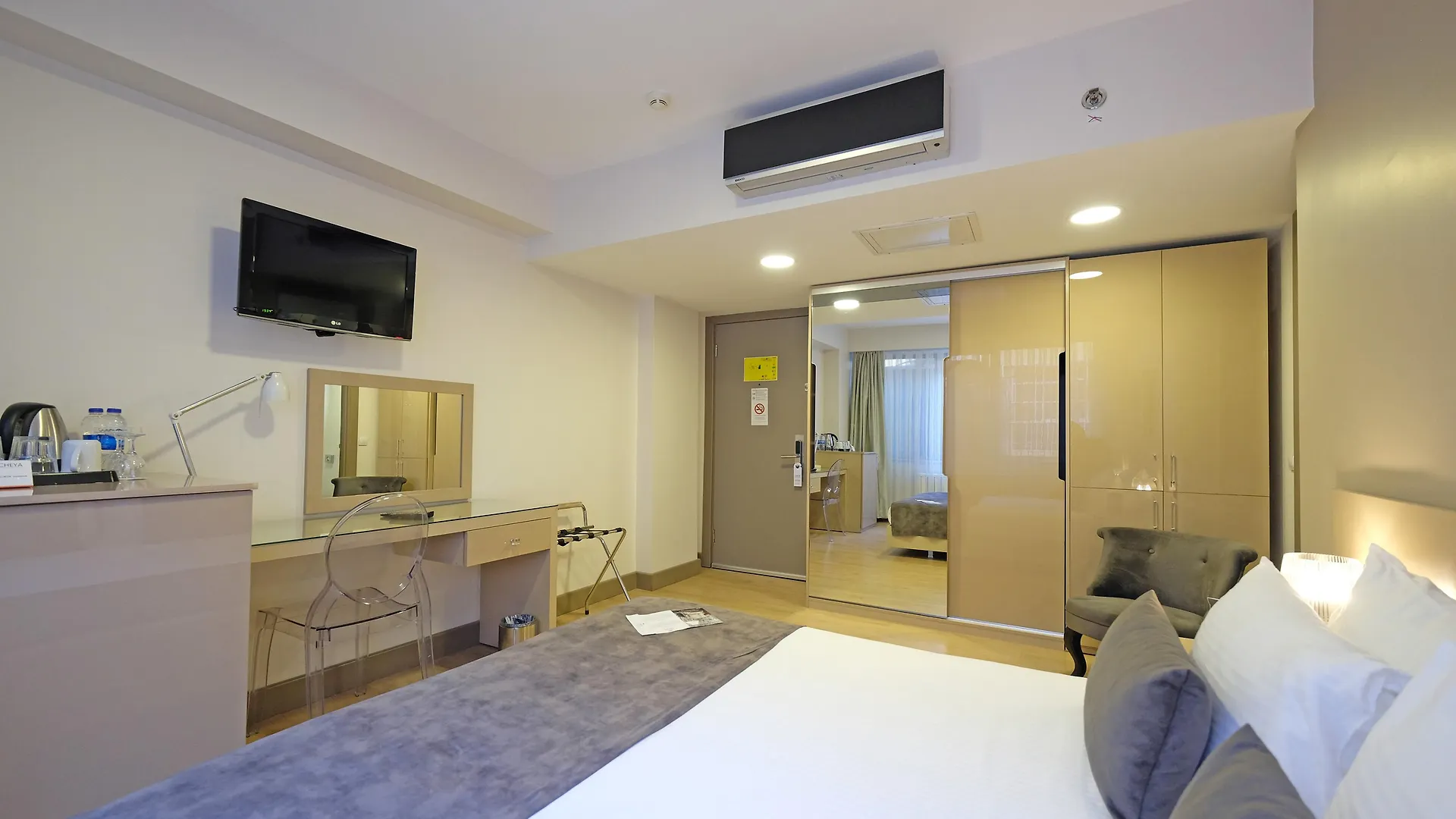 Cheya Besiktas Istanbul Bosphorus City Center Hotel & Suites 3*,  Turkey